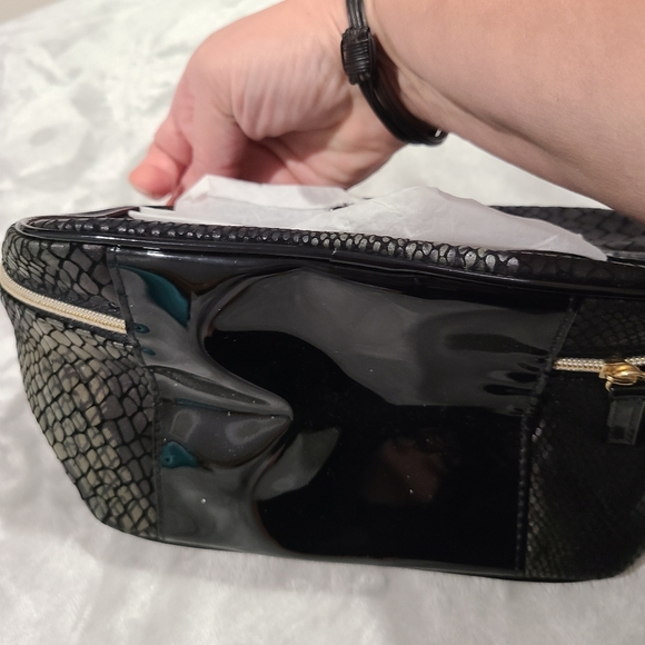 LANCOME snakeskin print makeup bag - Picture 4 of 6